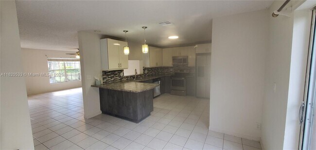 Building Photo - 3937 NW 122nd Terrace