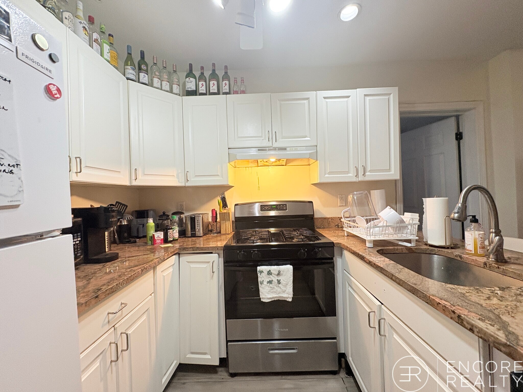 Building Photo - 153 Saint Paul St