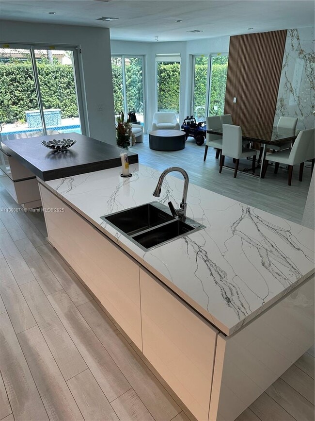 Building Photo - 7060 NW 107th Pl