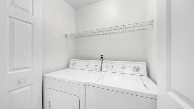 Building Photo - 520 Arrowhead Trail