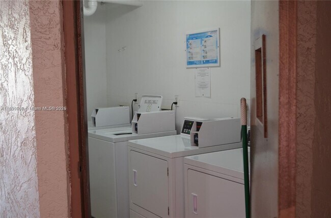 Building Photo - 7125 NW 186th St