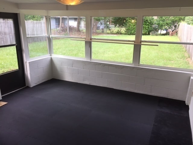 Building Photo - Cozy 2-Bedroom Duplex in Longwood – Availa...