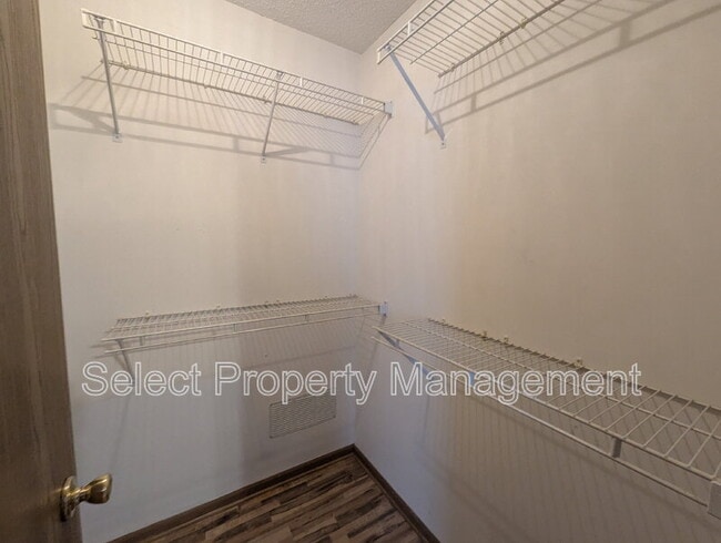 Building Photo - 6117 Arapaho Trail