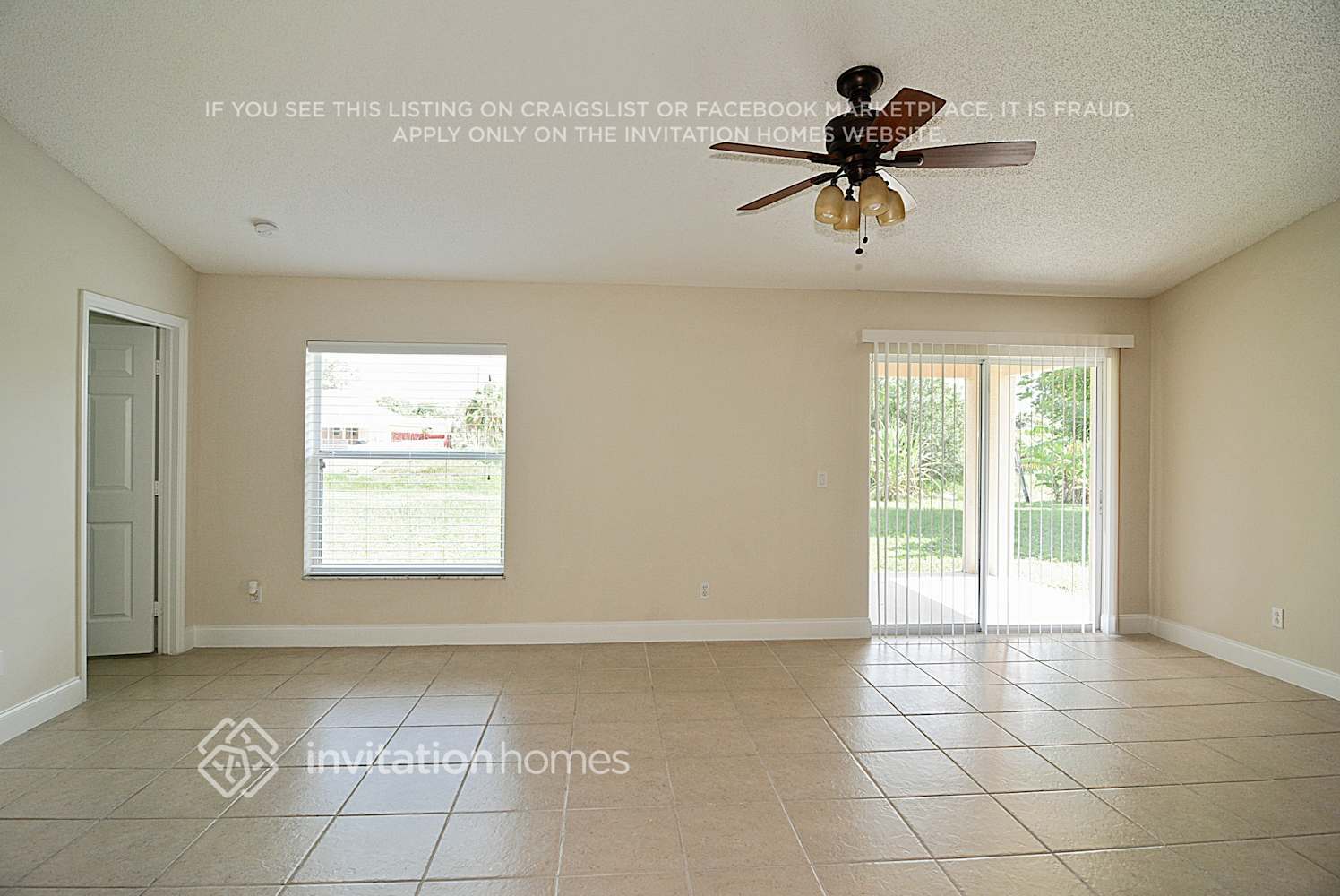 Building Photo - 509 SW Lucero Dr