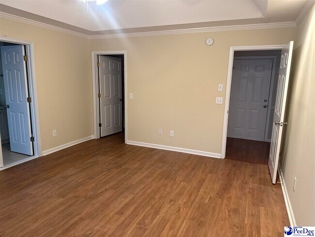 Building Photo - 438 Quail Pointe Dr