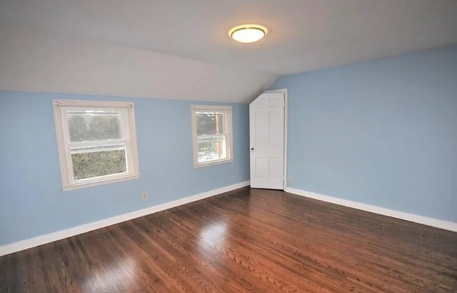 Building Photo - 44 Curran Rd