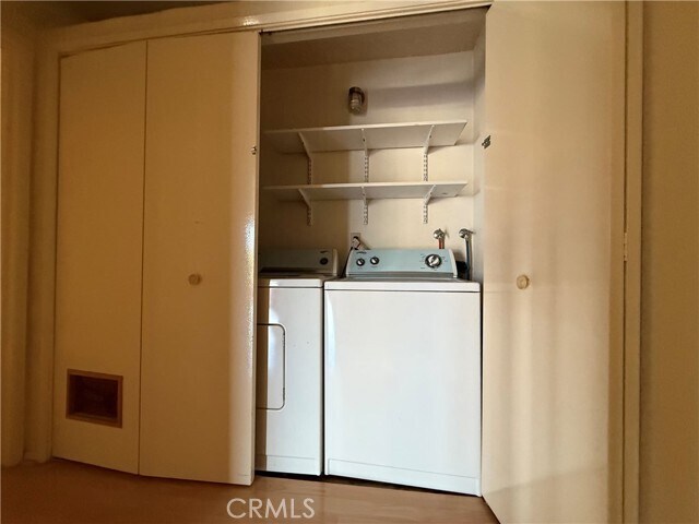 Building Photo - 2411 S Baldwin Ave