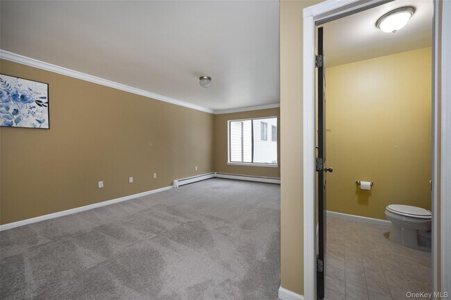 Building Photo - 3 Hook Rd