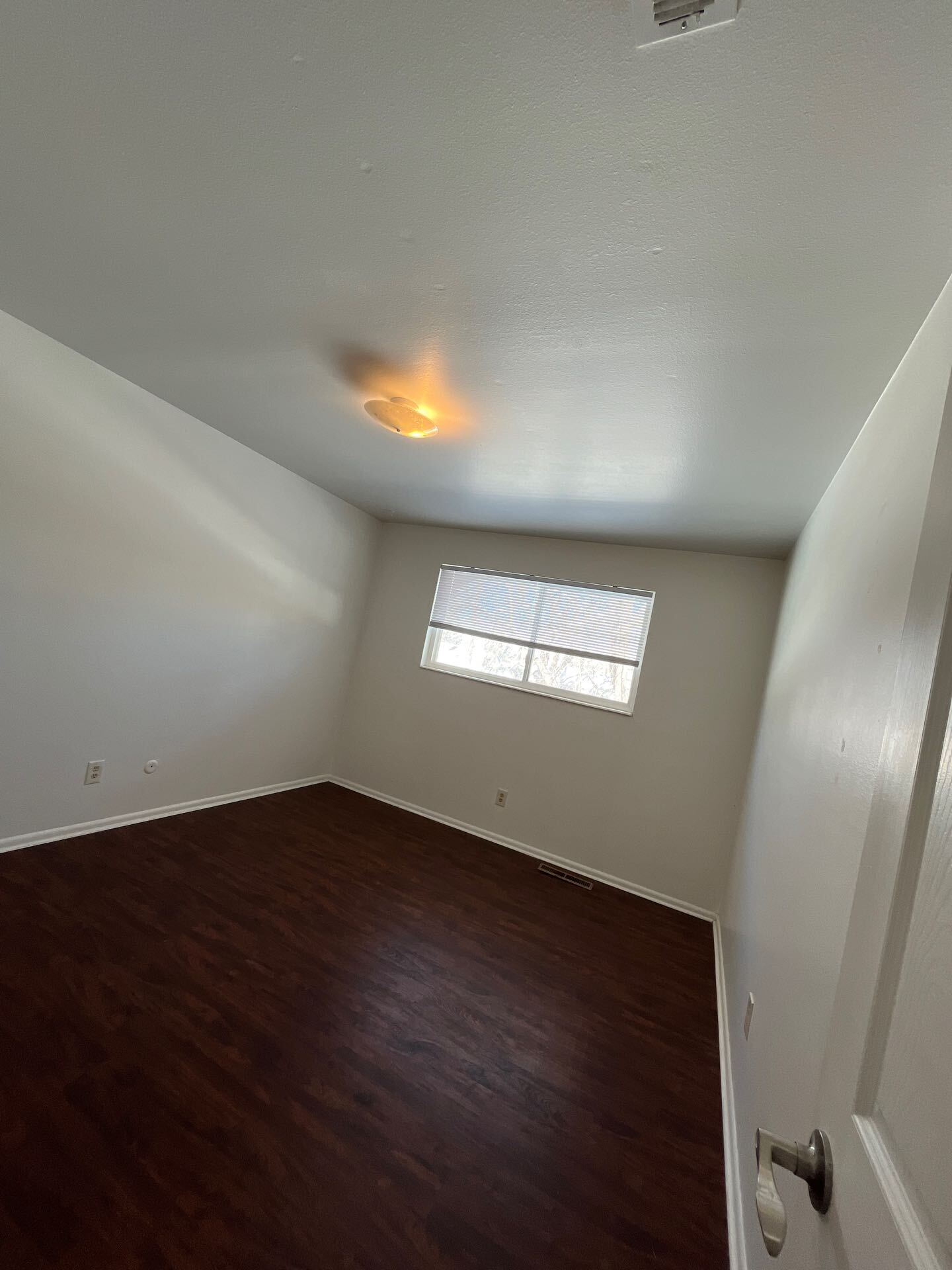 Building Photo - 351 Park Creeke Ln