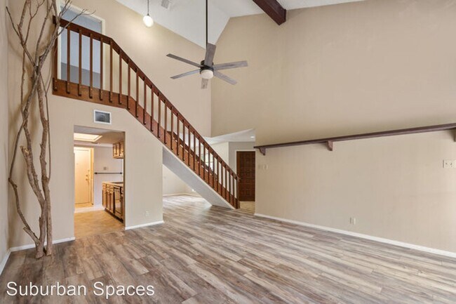 Building Photo - 2 br, 2 bath House - 5738 Spring Night