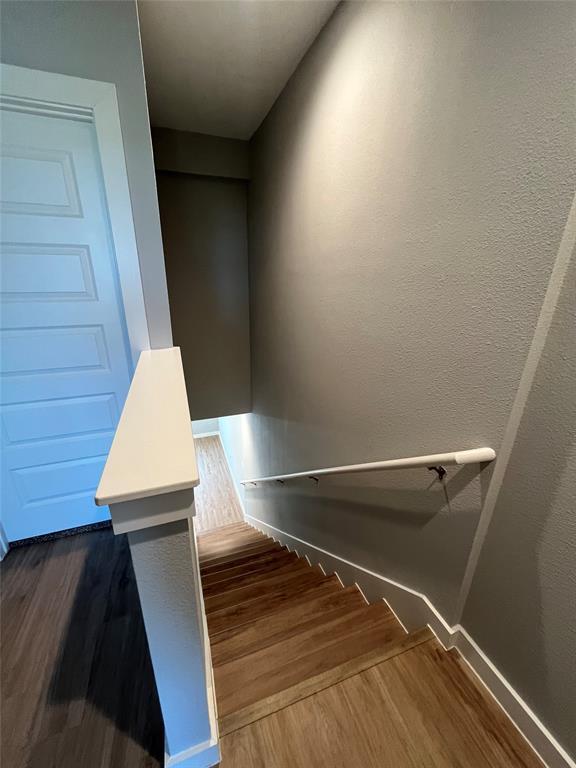 Building Photo - 309 Promenade Ct