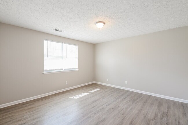 Building Photo - 3923 N Fork Ct NW