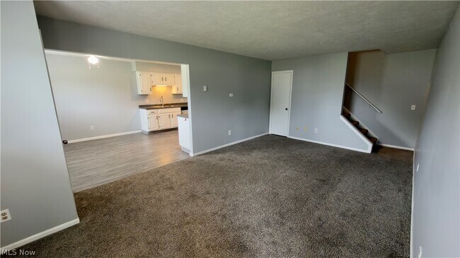 Building Photo - 229 Brunswick Dr
