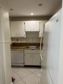 Building Photo - 1205 Mariposa Ave