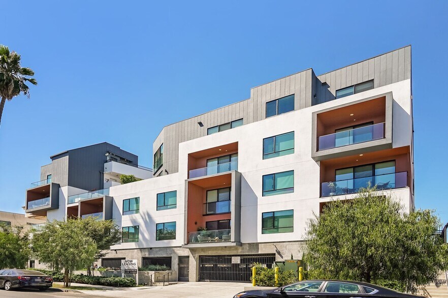 Interior Photo - Gramercy Terrace