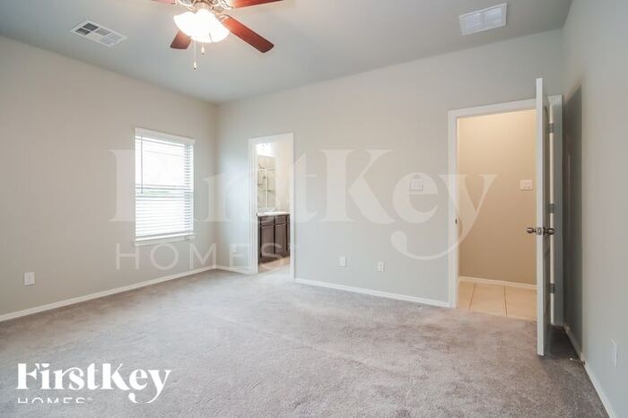 Building Photo - 40707 Gate Ridge Dr