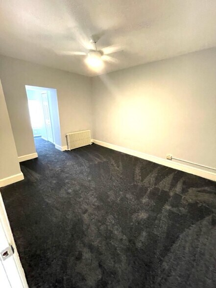 Building Photo - 4909 Illinois Ave NW