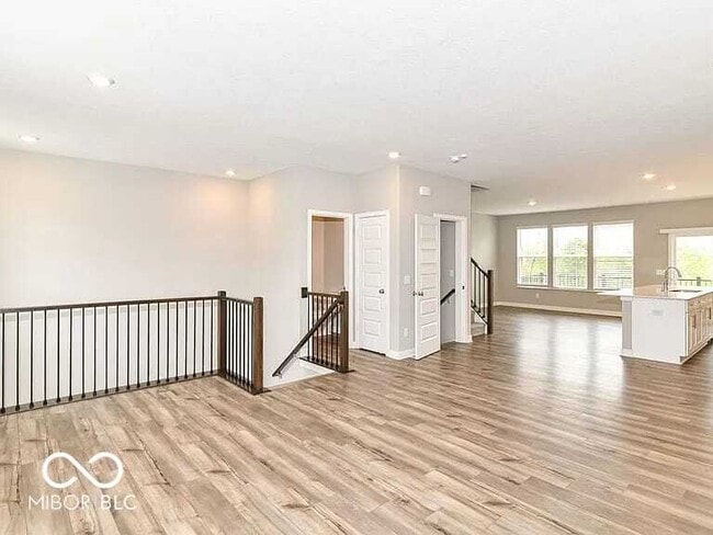 Building Photo - 6886 Sunstone Pl