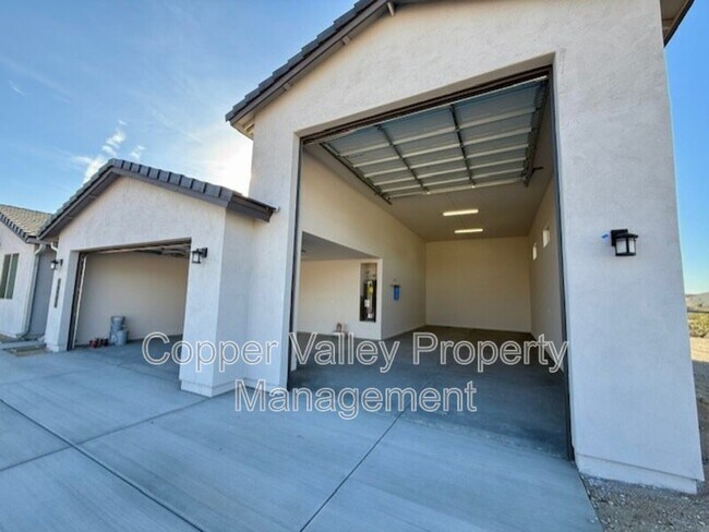 Building Photo - 20285 W Wolf St