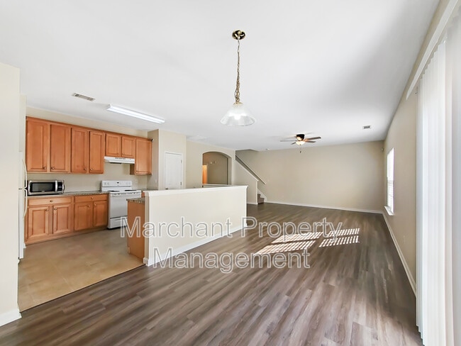 Building Photo - 9 Sunfield Ct