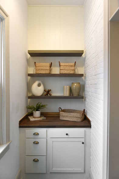 Building Photo - 1300 Boyle St