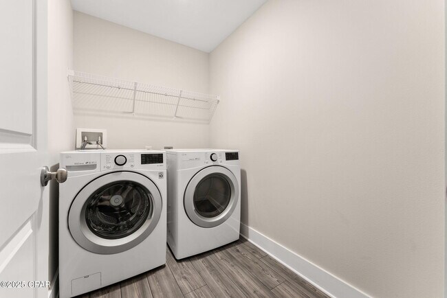 Building Photo - 227 Morning Crk Wy