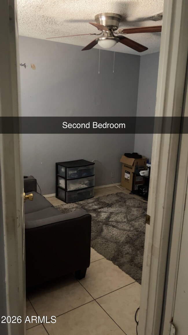 Building Photo - 9001 W Elm St