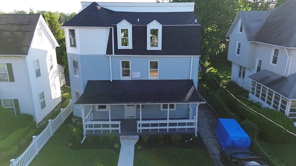 Building Photo - 125 Sibley Ave