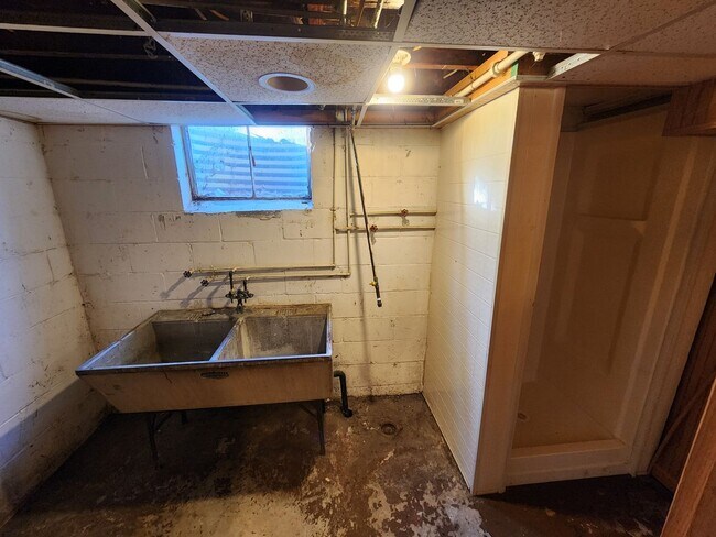 Building Photo - COMING SOON! This is a Lease-to-Own – Not ...