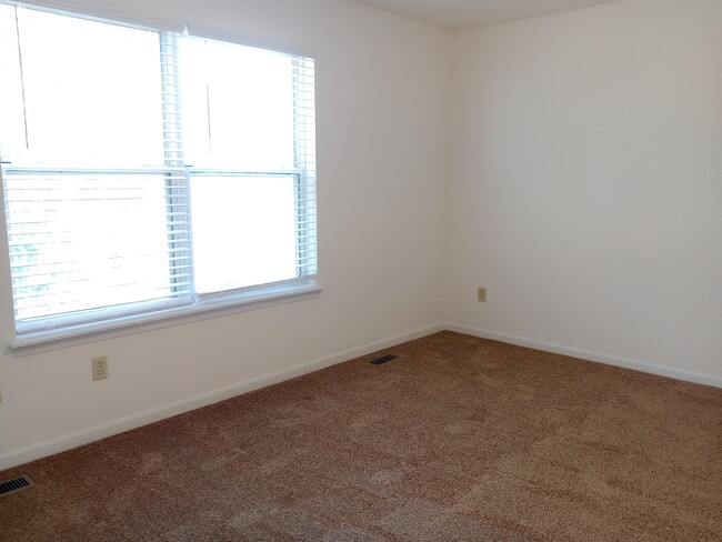 Building Photo - 3506 Delmar Ct