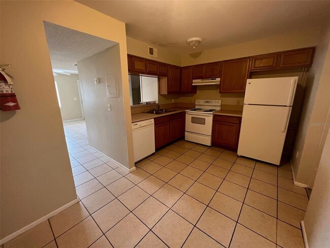 Building Photo - 207 S Moss Rd