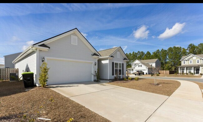 Building Photo - 6469 Lucerna Pl