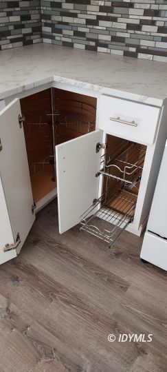Building Photo - Move-In Ready Newer Tiny Home in The Forest