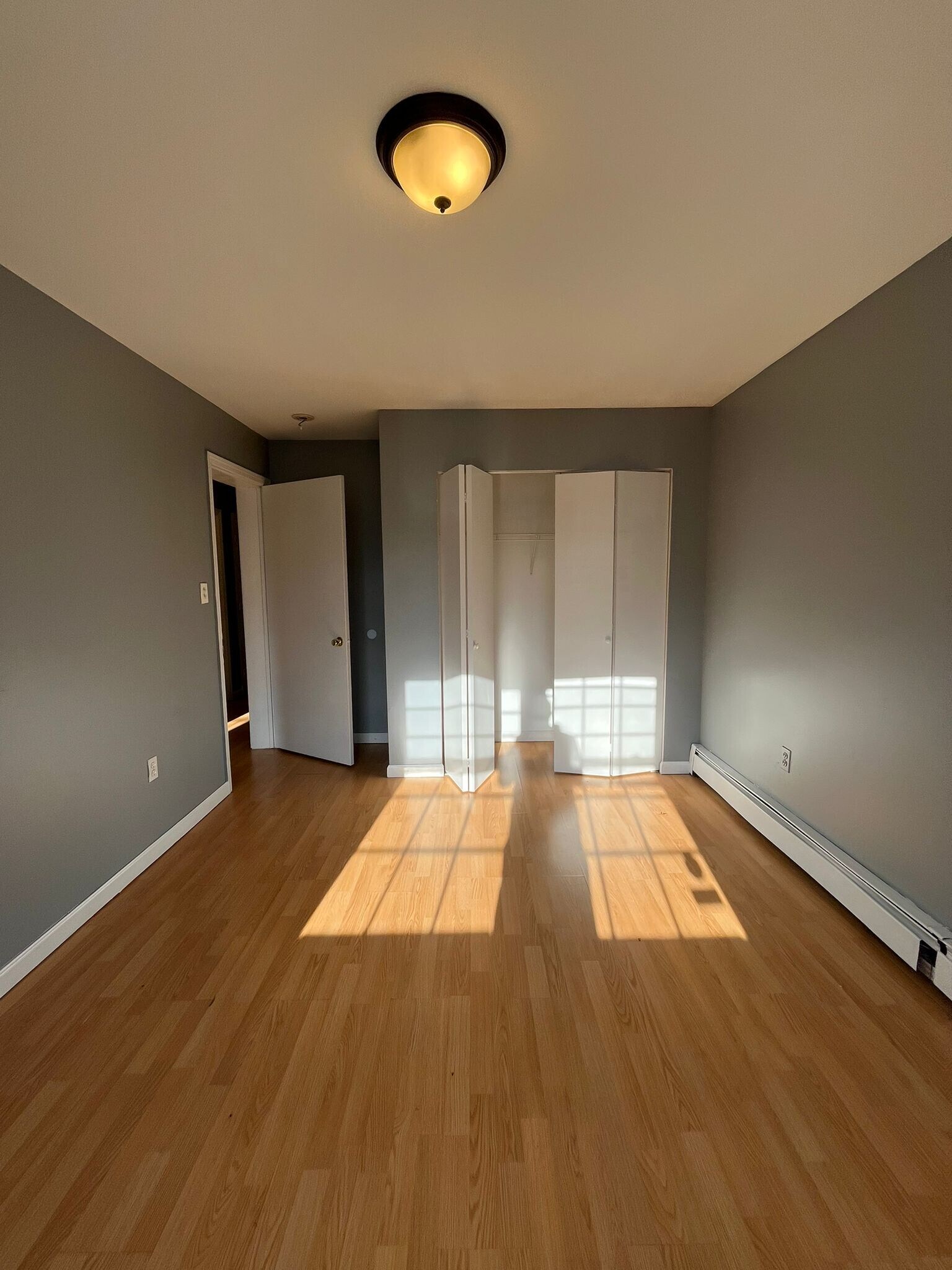 Building Photo - 35 Fairview Ave