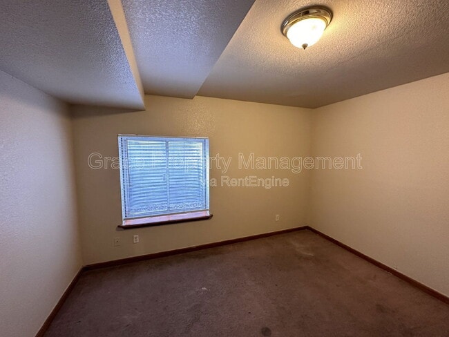 Building Photo - 3453 W 65th Ave