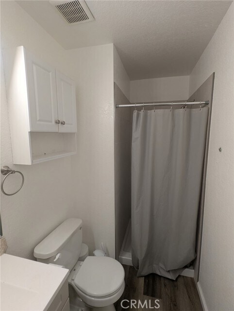 Building Photo - 1460 Kendall Dr