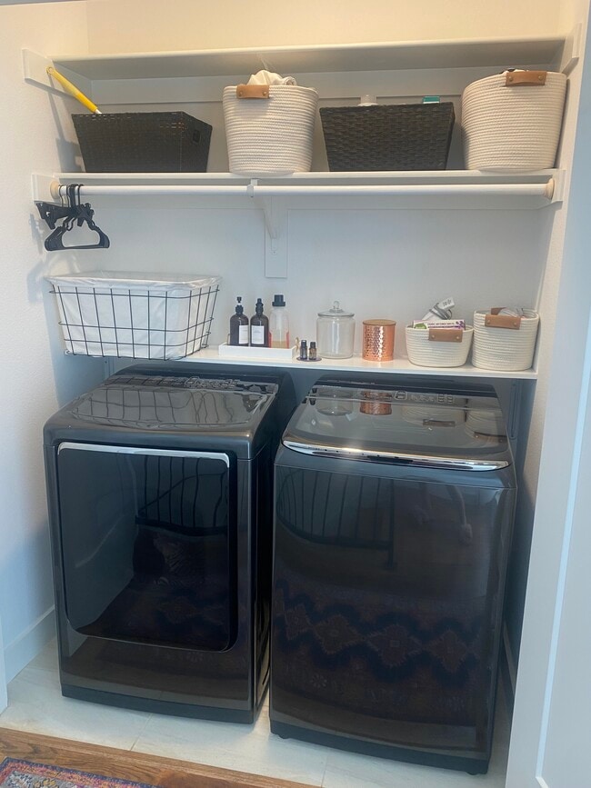 Building Photo - 5705 Bryan Pkwy