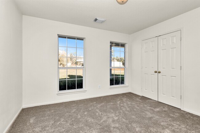 Building Photo - 5201 Penny Rd