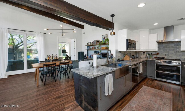 Building Photo - 4707 N 30th Pl