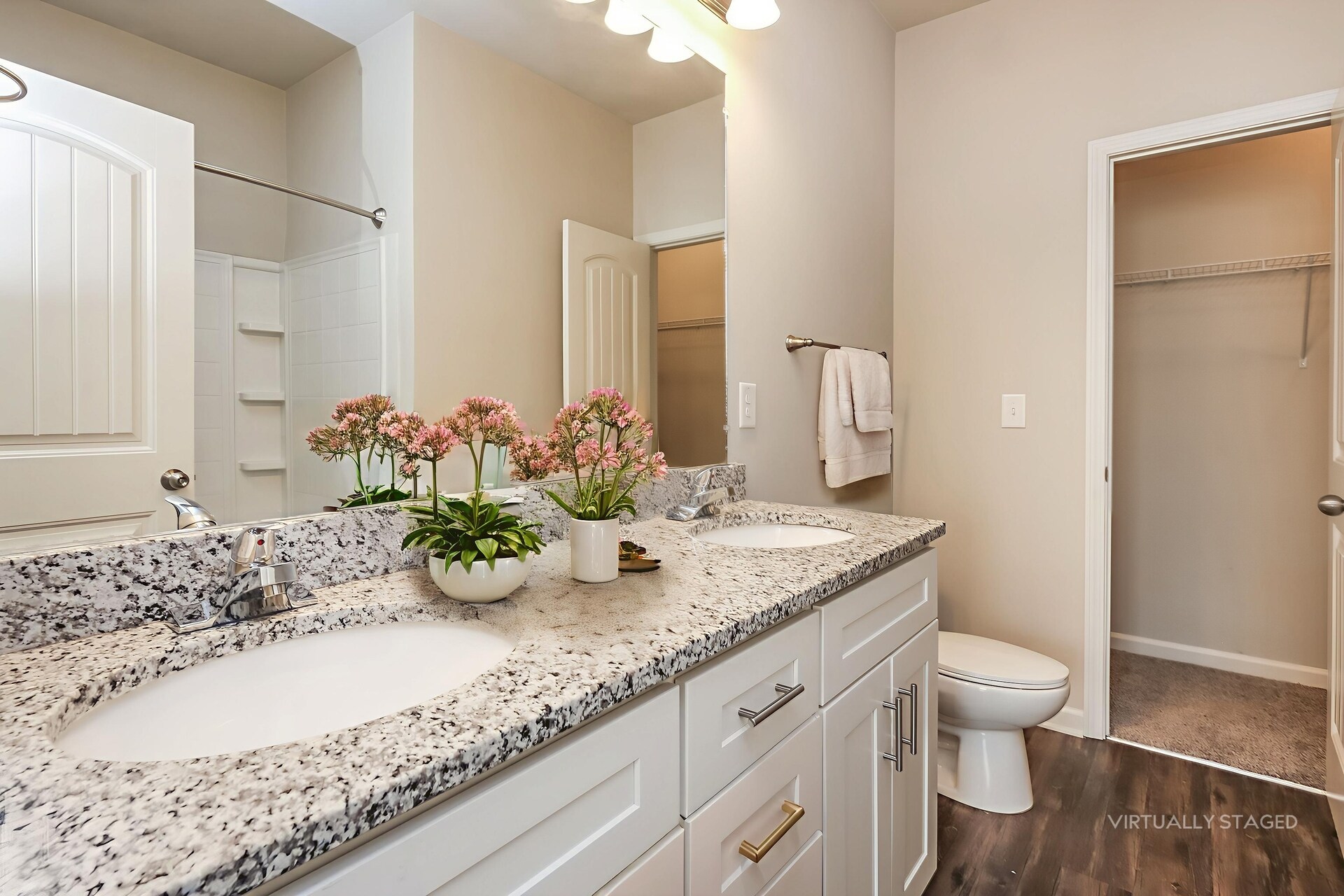 Building Photo - 67 Madaline Ln