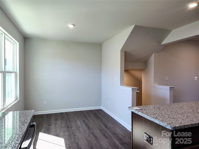 Building Photo - 8031 Sinnet Pl