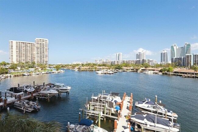 Building Photo - 300 Three Islands Boulevard