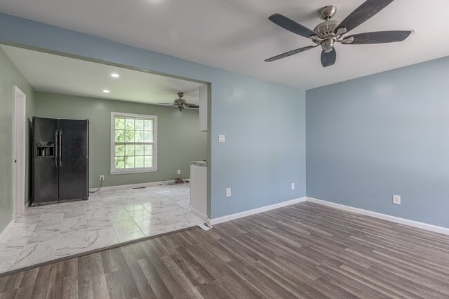 Building Photo - A Haven of Comfort and Convenience