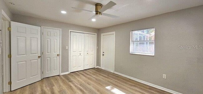 Building Photo - 4387 Sibley Bay St