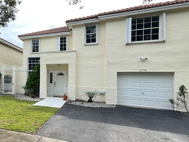 Primary Photo - 10774 Lenox Rd