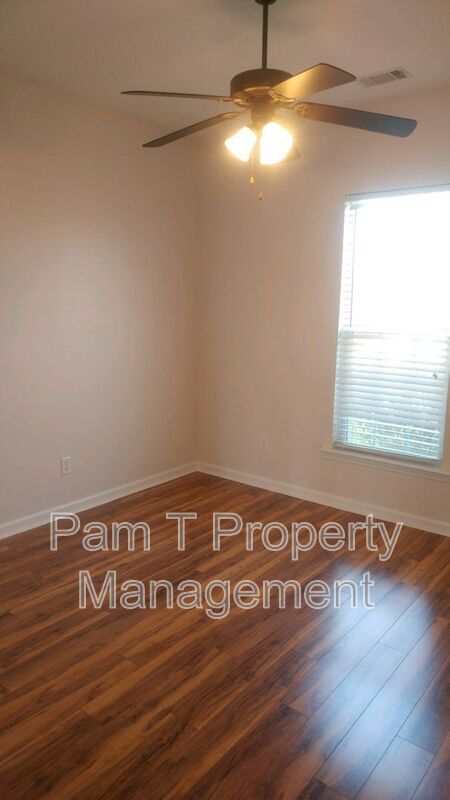 Building Photo - 154 Brickhill Cir