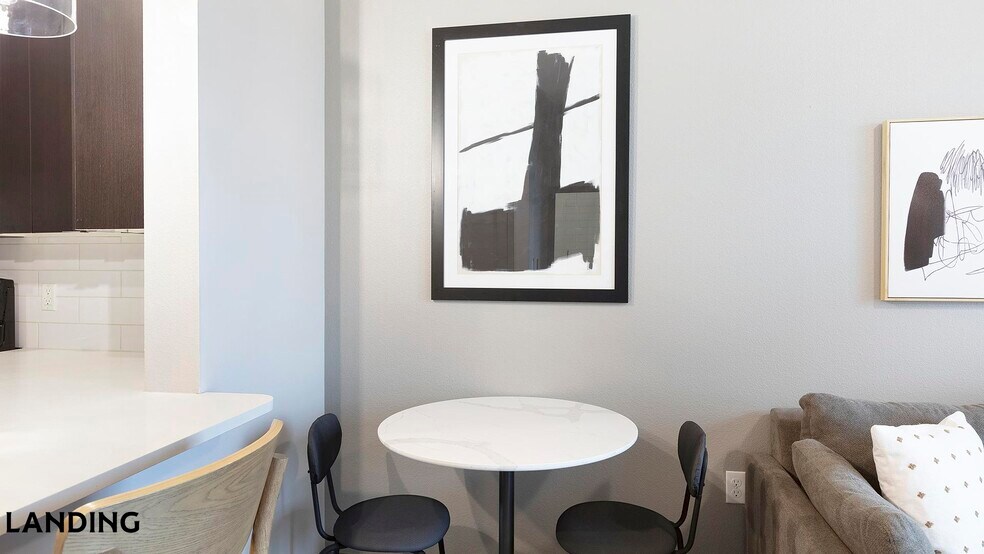 Building Photo - 3150 W Twain Ave