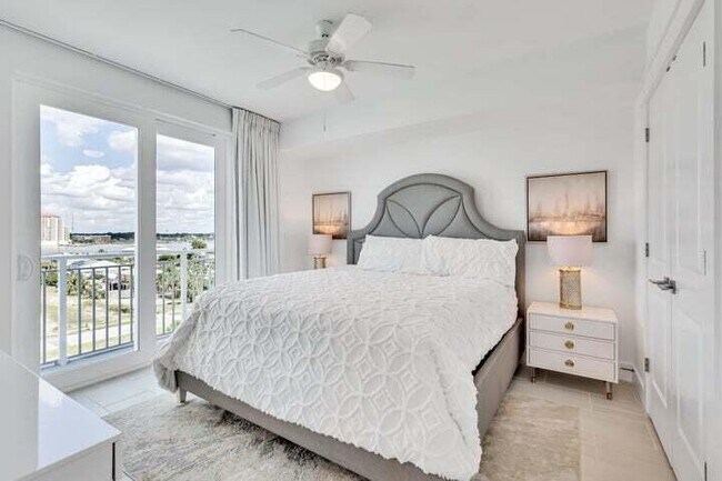 Building Photo - 858 Scallop Ct