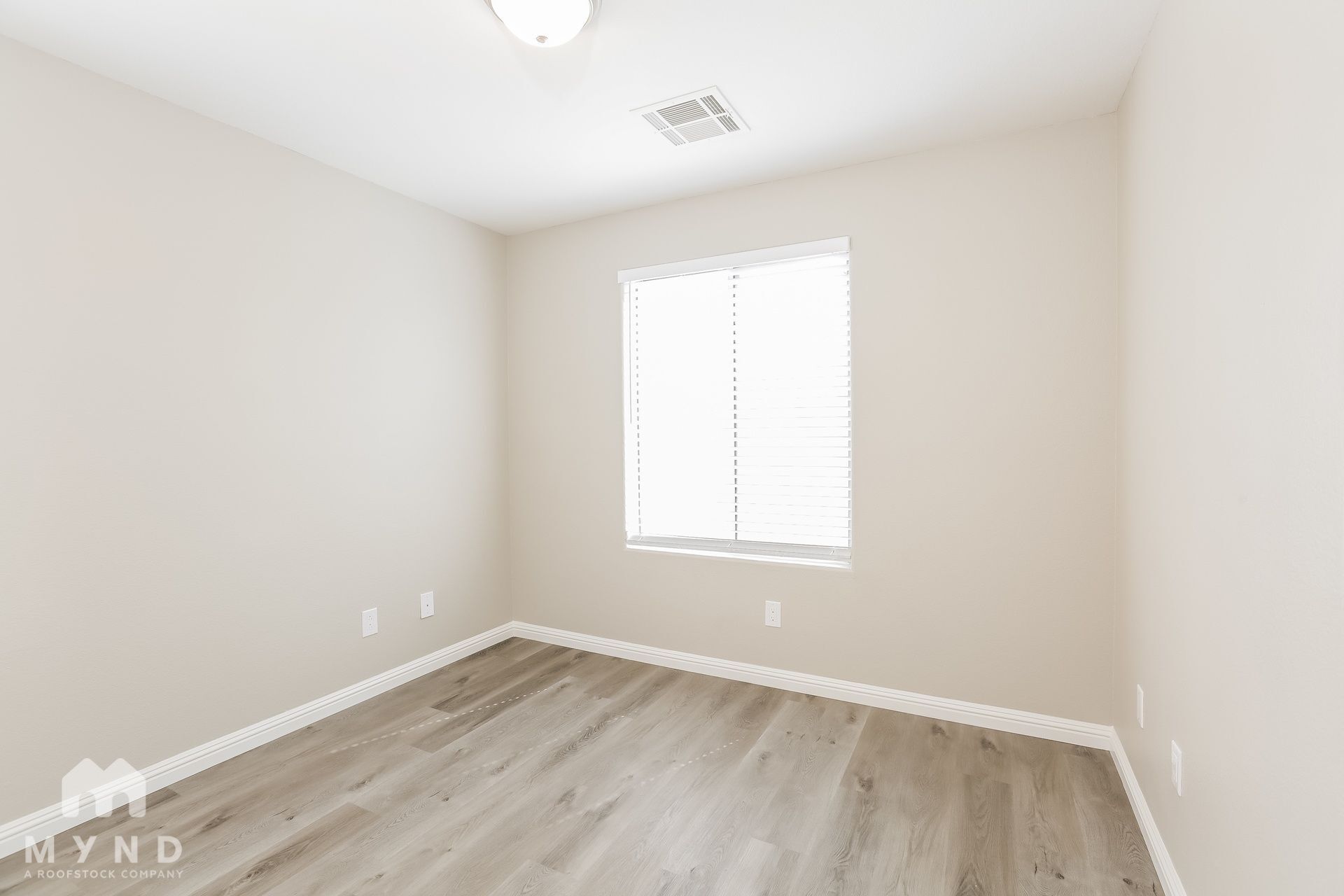 Building Photo - 6241 Barton Manor St