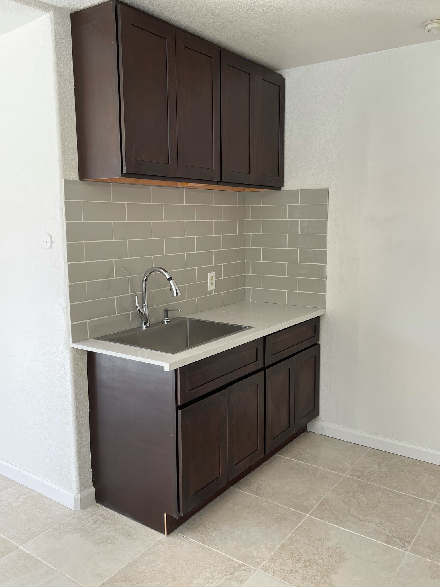 Building Photo - 1639 Sundown Ln